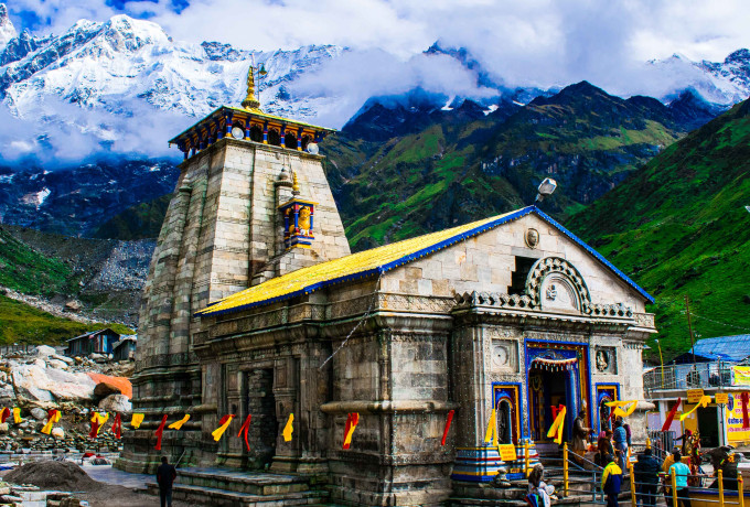 Kedarnath_Temple_in_Rainy_season